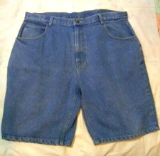 Fast Breakers Men's denim shorts - 40" waist - 10" inseam - Lightly Used