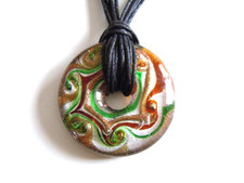 Colorful Glass Donut Pendant Necklaces Black With 6 Strands Length 40-46 Cm