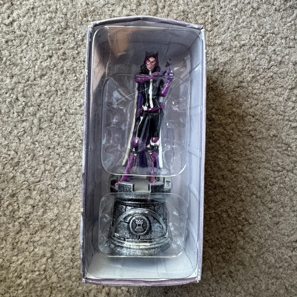 COLECCIÓN AJEDREZ EAGLEMOSS DC EDICIÓN 21 CAZADORA TORRE BLANCA Foto 2 de 4