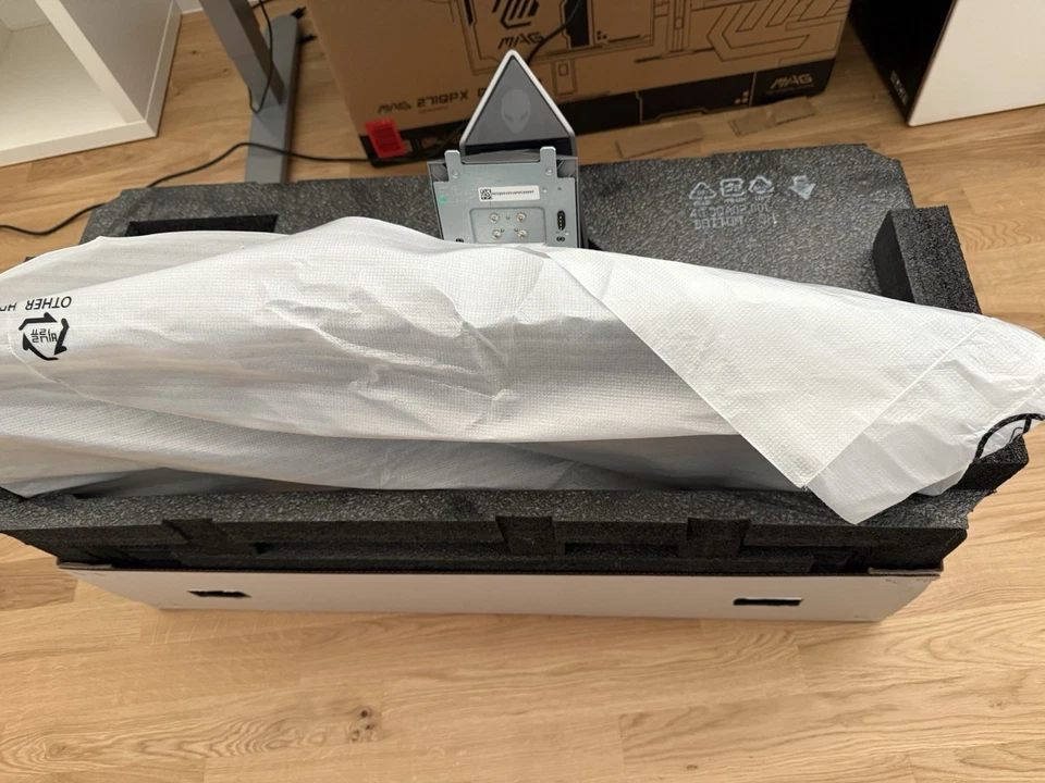 Dell Alienware AW3418DW 34 Zoll 21:9 Curved 120Hz, 3440x1440 NVidia Gsync - OVP - Bild 2 von 4