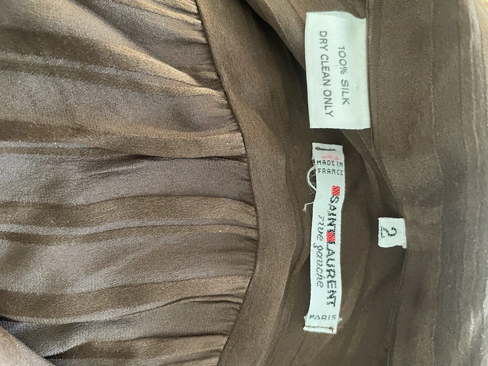 Auténtica blusa de seda estampada para mujer Yves Saint Laurent Rive Gauche años 70 Foto 3 de 4