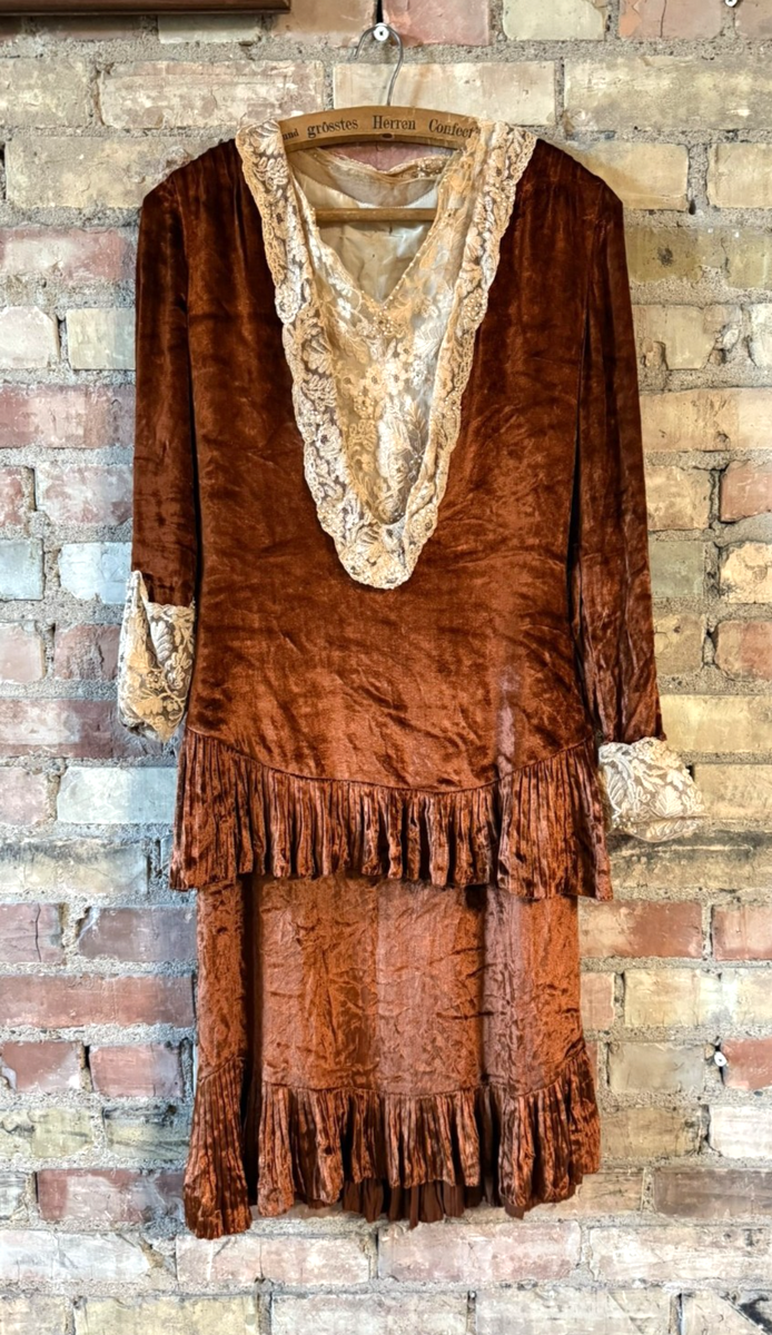 1920s bohemian dress Cleo 1920s Flapper Dress
