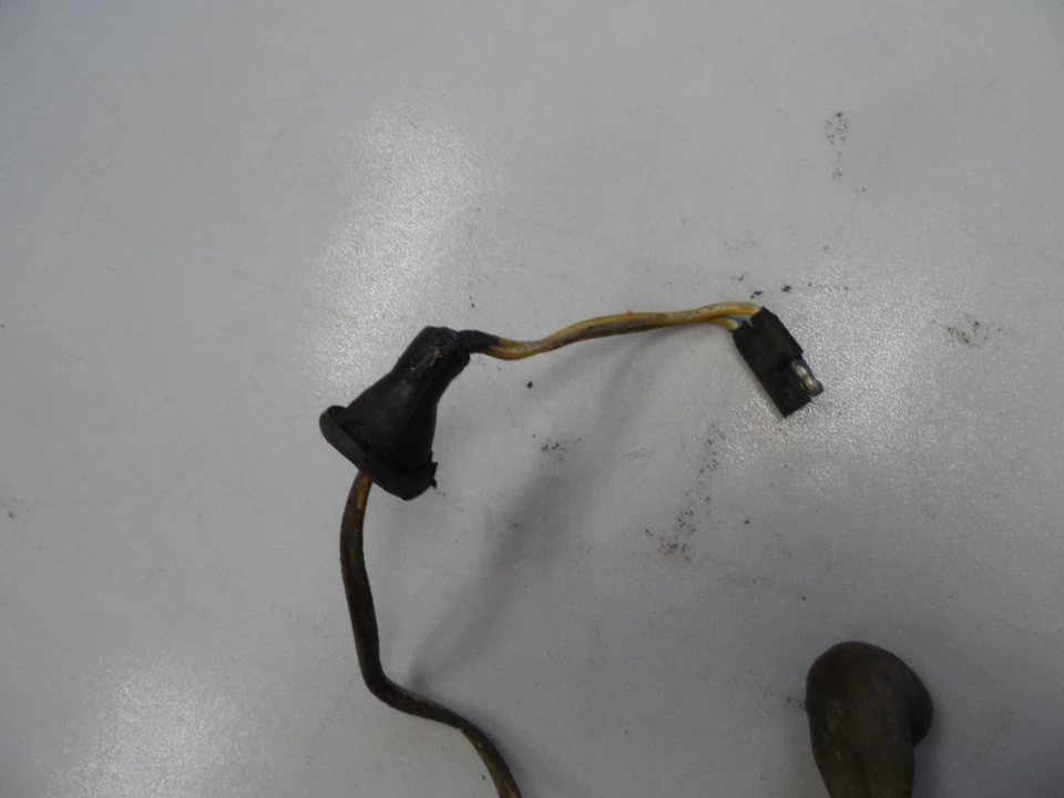 Arnés de cableado unidad de envío de bajo combustible Mercury Cougar XR7 1969-1970 OEM Foto 4 de 4