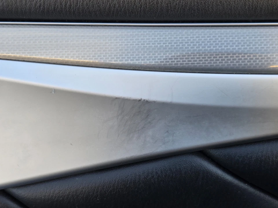 Infiniti Q70 Q70L 2013-19 cubierta de moldura de panel de puerta interior delantera derecha OEM Foto 3 de 4