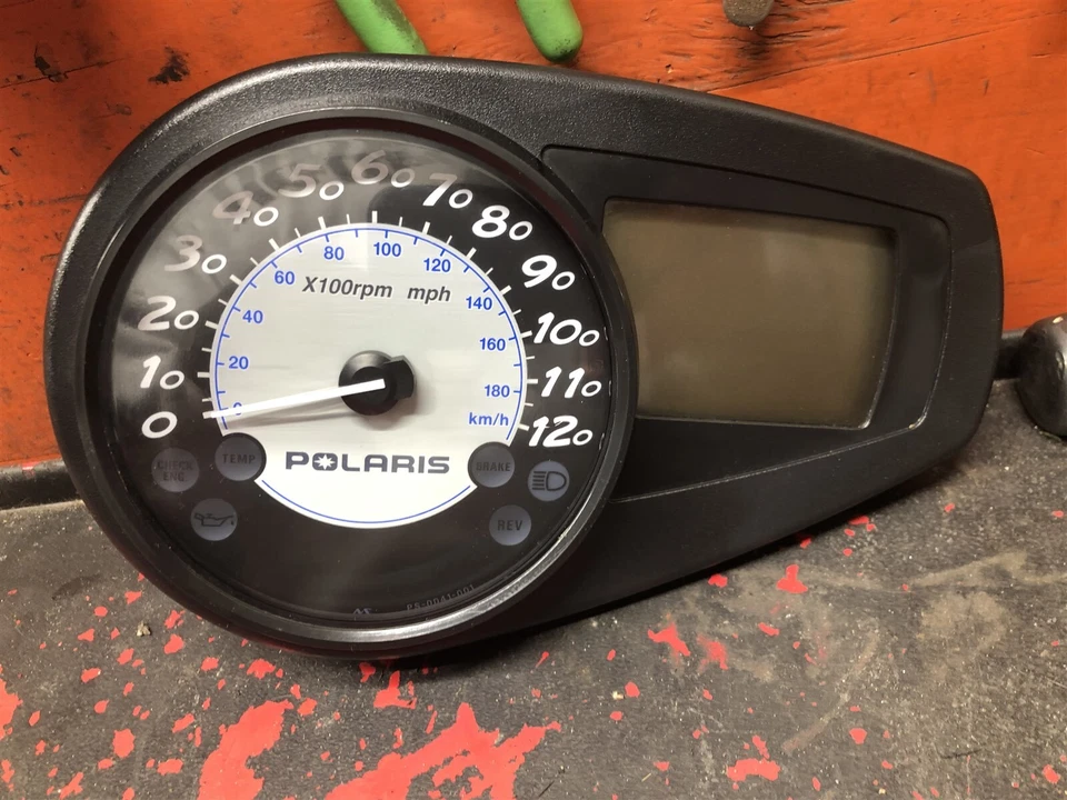 Polaris IQ FST 750 Classic RMK Switchback Fusion 05-15 OEM Speedometer Gauge - Image 2 of 3