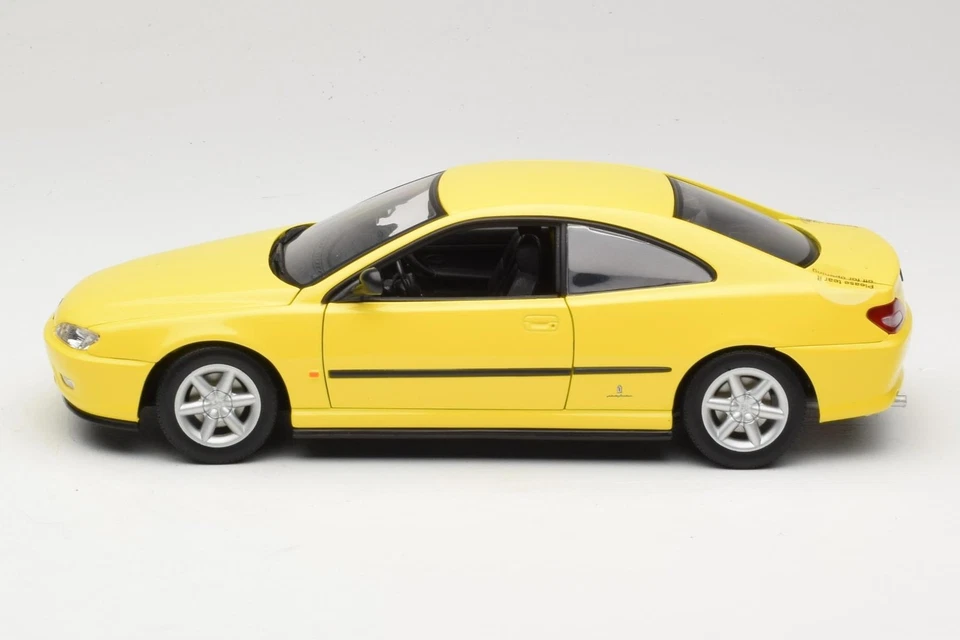 01022 Peugeot 406 Coupe Yellow Gate 1/18 - Image 4 of 4