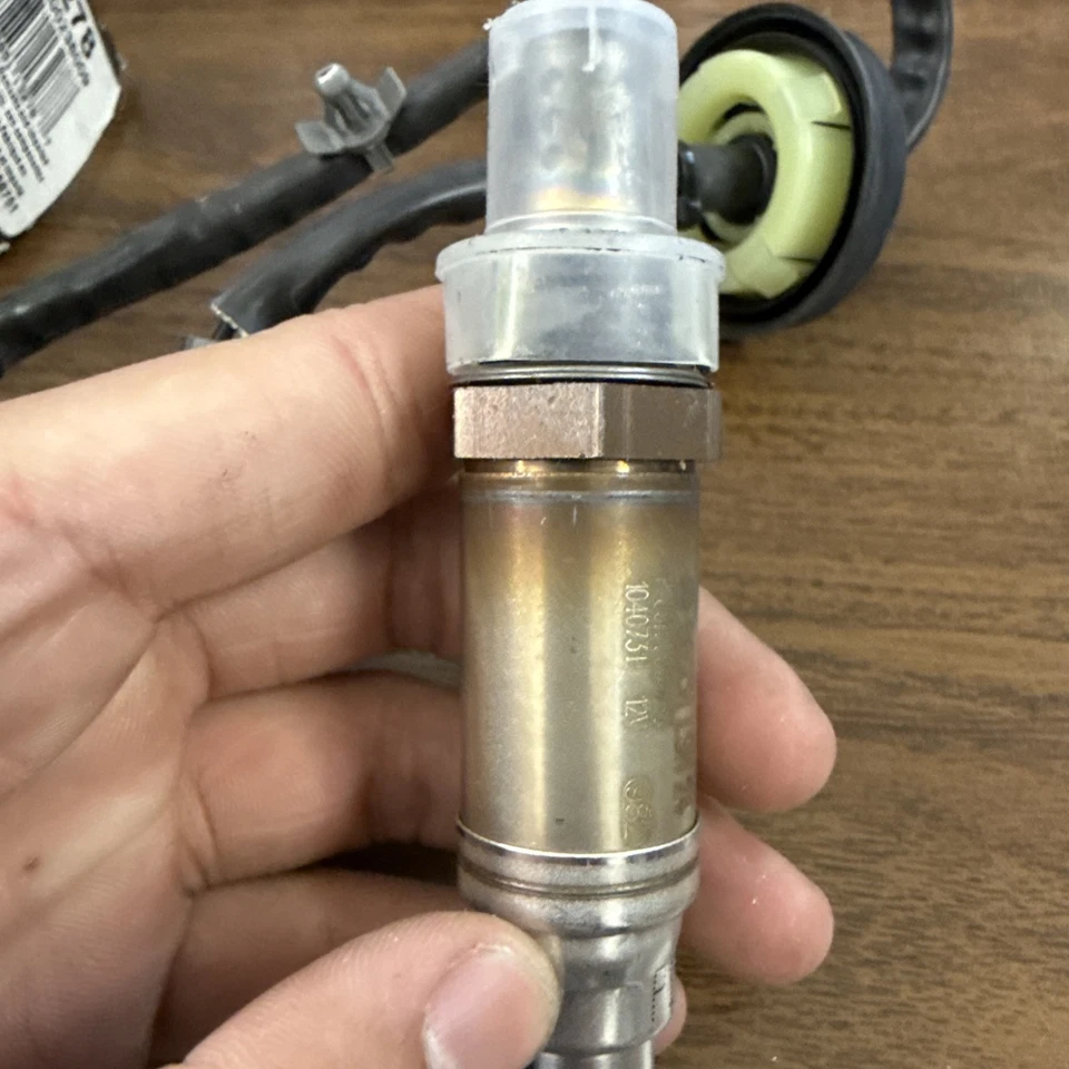 NUEVO OEM BOSCH 13278 Sensor de oxígeno O2 para - INFINITI I30, Nissan Máxima Foto 3 de 4