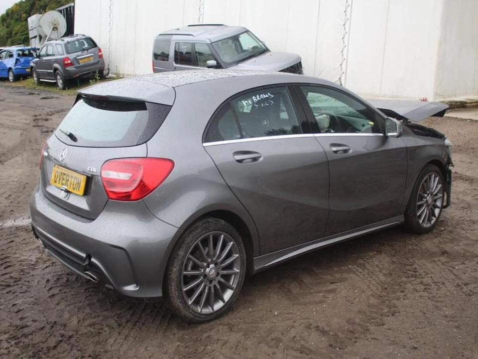 MERCEDES-BENZ A180 AZUL-CY AMG SPORT CDI BUJE COJINETE RUEDA LADO IZQUIERDO TRASERO Foto 2 de 4