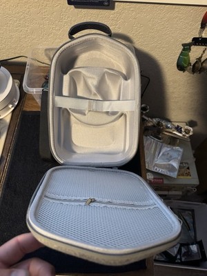 Gray Hard Shell VR Headset Carrying Case with Shoulder Strap oculus quest 2