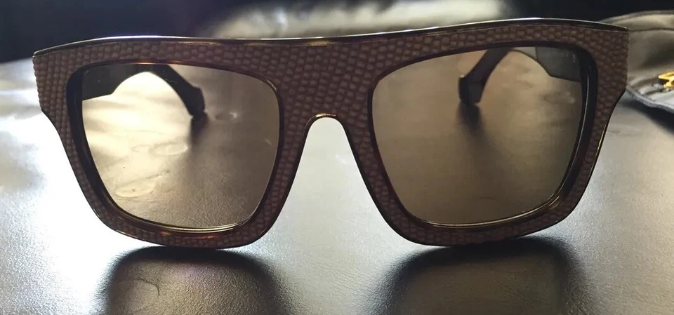 Balenciaga 🔥Gafas de sol nuevas con etiquetas pieza rara 100% auténticas✅ Foto 3 de 4