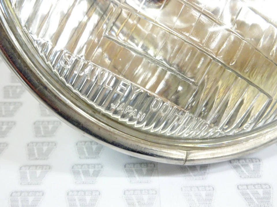 Yamaha NOS NEW 1L9-84320-61 Head Lamp Light Assy XS XS360  - Image 2 of 4