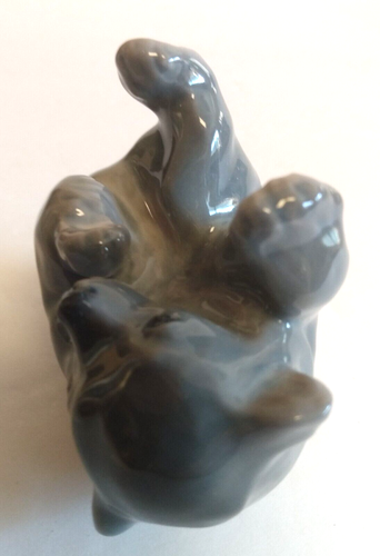 Royal Copenhagen Porcelain Figurine Gray Bear Cub Playing #1124 Denmrk - Picture 4 of 8