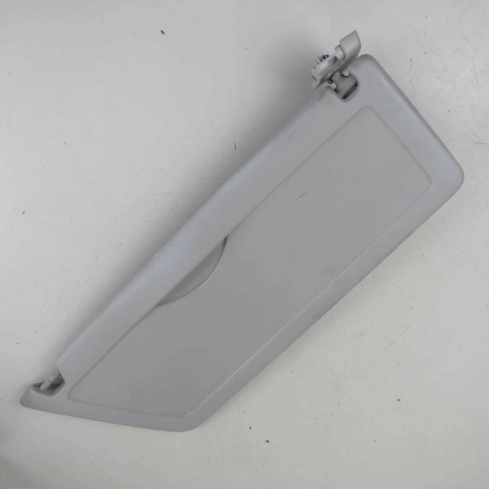 Aletta parasole sinistra Citroen C4 Picasso Mk1 2006-2013 usata  (65326) - Imagem 3 de 3