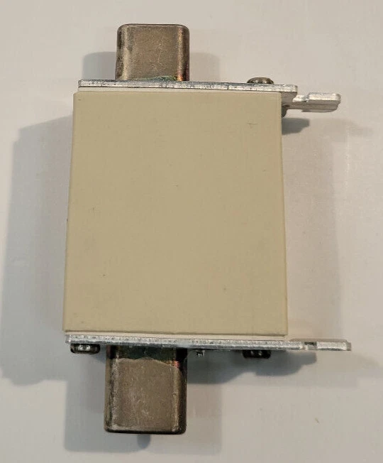 Lot de 3 fusibles SIEMENS 3NA3814-6 - Photo 4/4