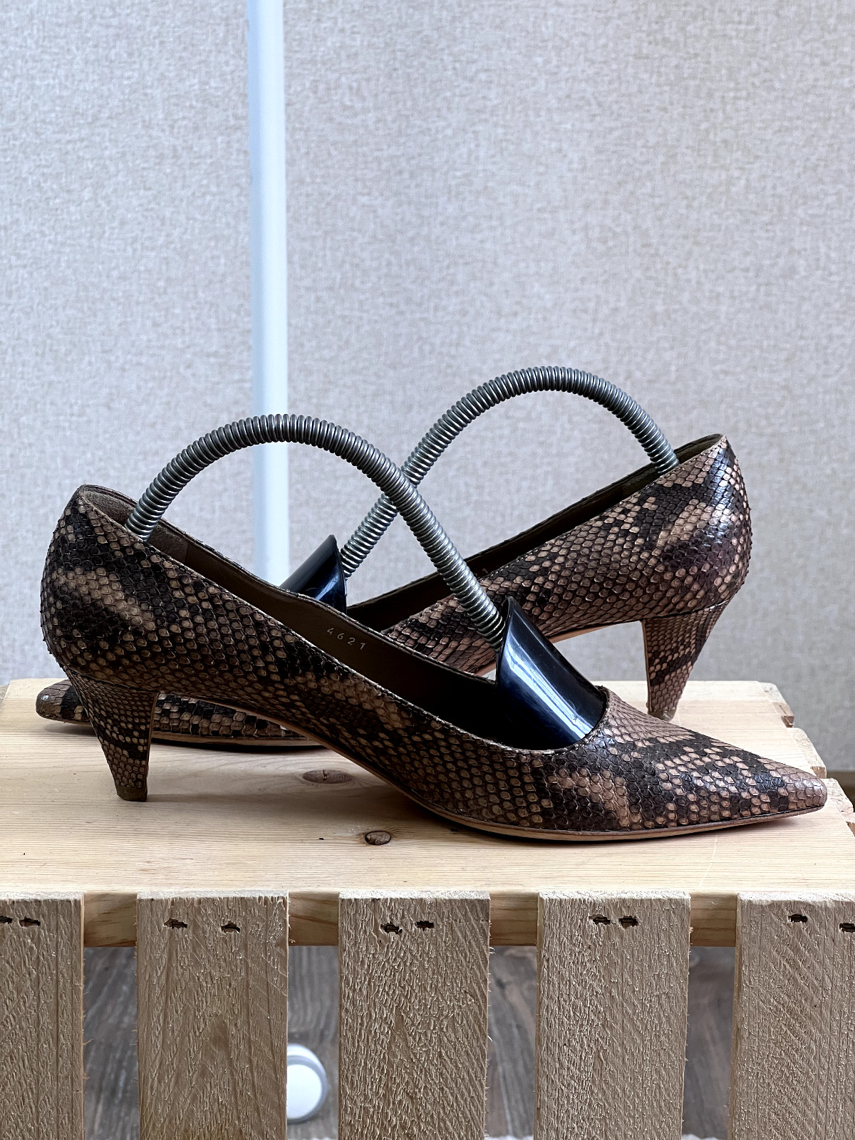 Womans Jil Sander python leather heels EU 36.5 - image 5