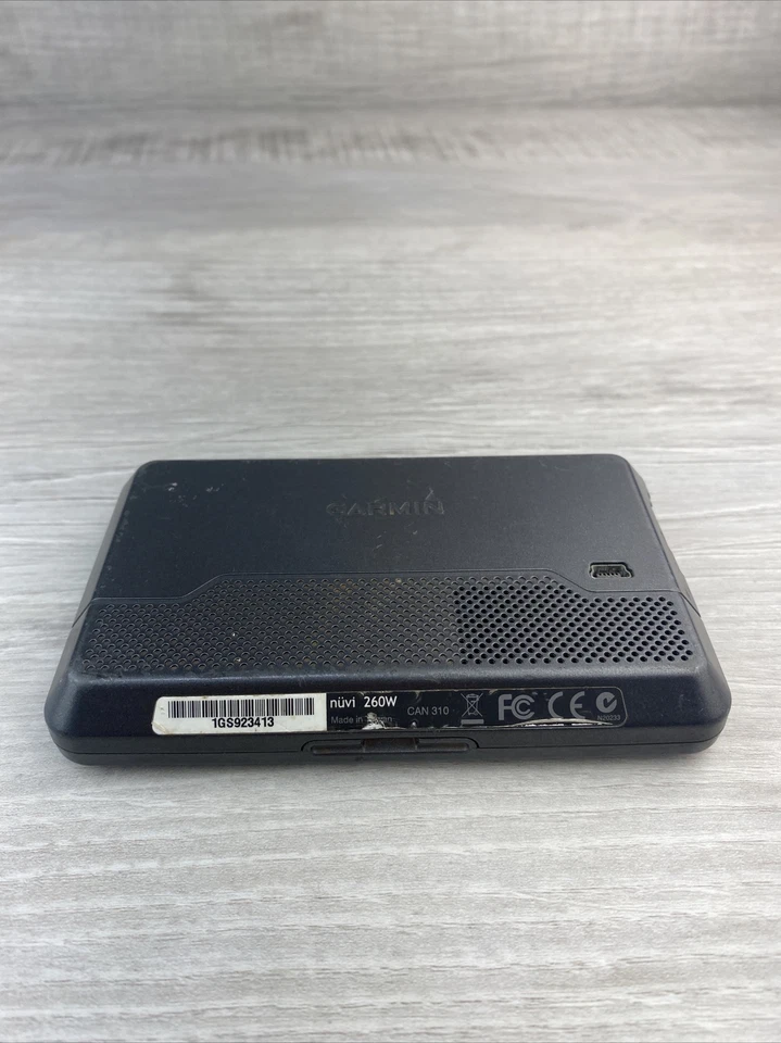 Garmin nüvi 260W Black 4.3 Inches Touchscreen Portable Navigator GPS System - Image 4 of 4