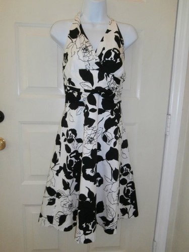NEW WHITE HOUSE BLACK MARKET DRESS BLACK SZ 2 XSMALL HALTER BLACK WHITE LINED