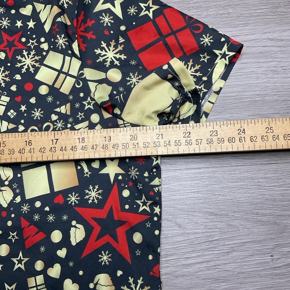 Christmas Pattern Scrub Top Nurse Shirt Large Women's Scrub Top - Image 3 of 4