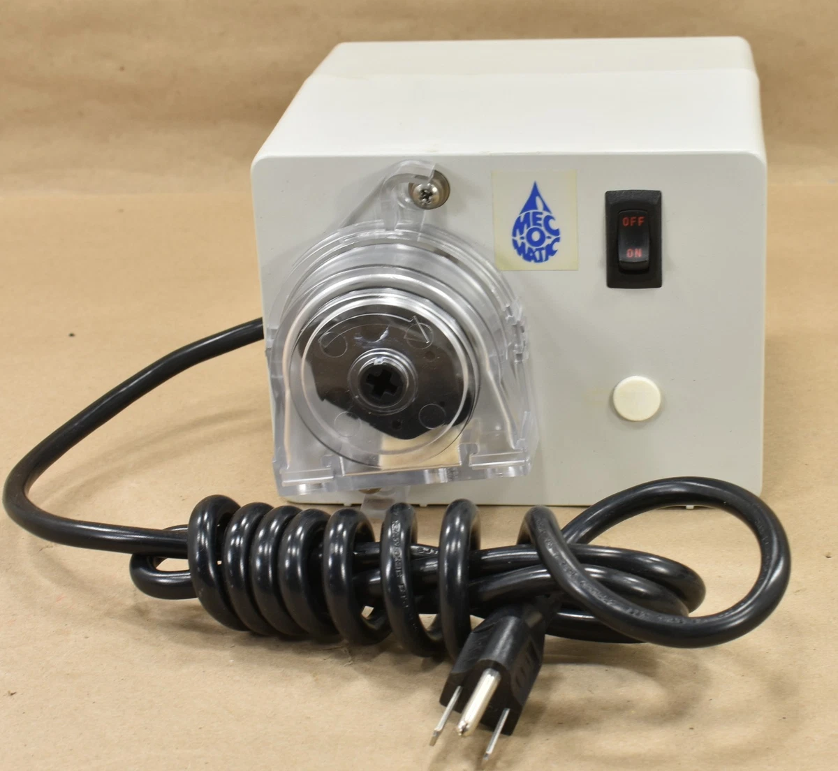 Pompe Doseuse Mec-O-Matic Pulsafeeder Dolphin - Modèle 84605096 - Neuf (état Excellent)
