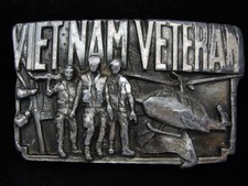 PC03116 VINTAGE 1983  VIETNAM VETERAN  MILITARY ARMED FORCES BELT BUCKLE