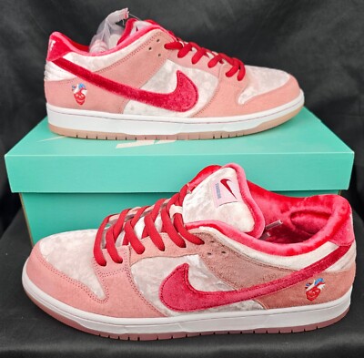 Nike SB Dunk Low x StrangeLove Valentine's Day 2020 Men's Size 13