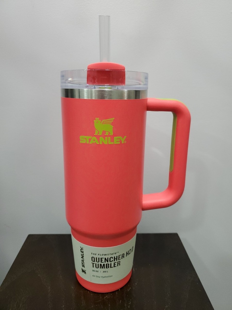 Stanley FlowState Quencher H2.0 Tumbler / 30oz / Color: Hibiscus