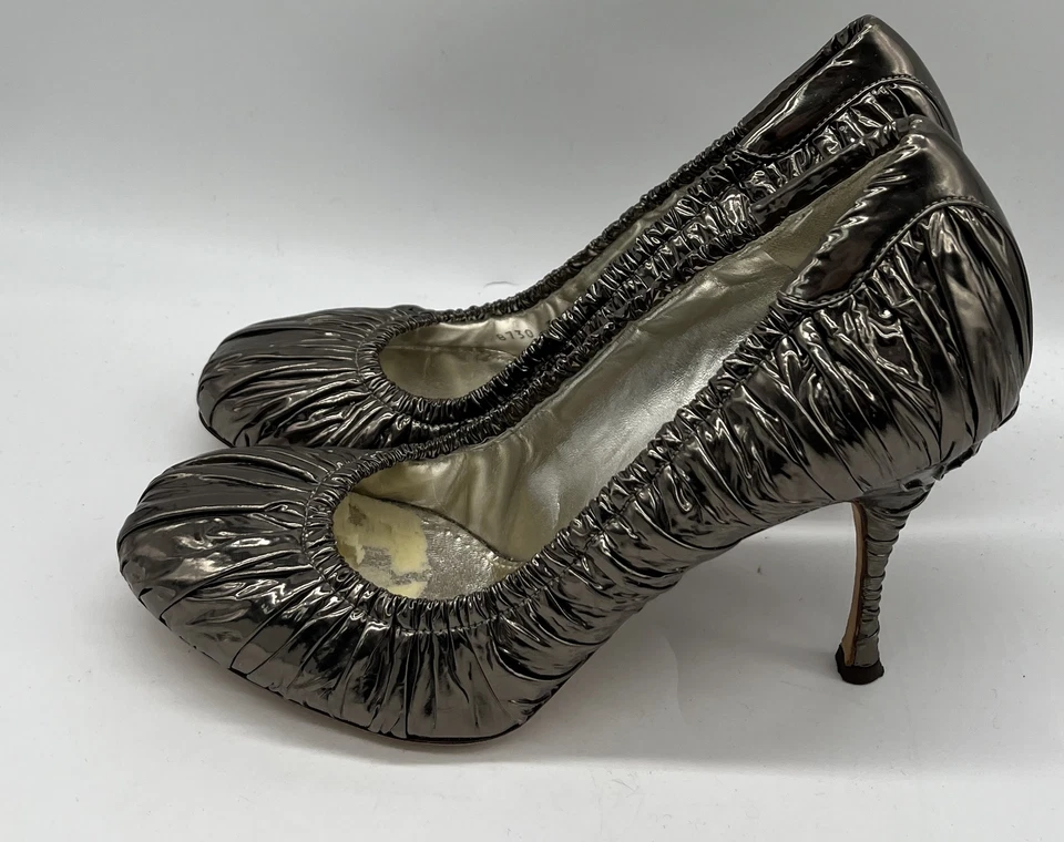 Zapatos de salón Dolce&Gabbana metálicos acanalados charol punta cerrada talla 39,5  Foto 3 de 4