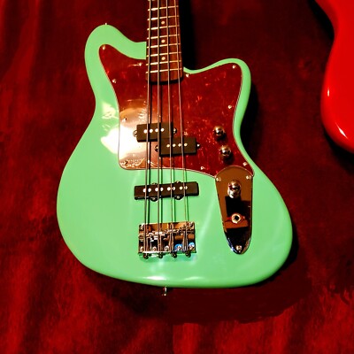  FREE SHIPPING! +AMP! I Style Electric Bass Guitar +P & Jazz Style Pups +Bag!