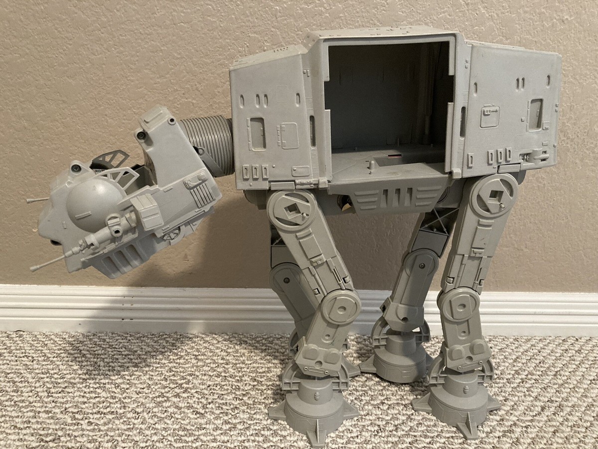 1981 Kenner STAR WARS EMPIRE STRIKES BACK AT-AT Walker-Incomplete