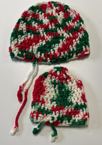 Crochet Beanie Hats Granny Handmade Mom Baby Matching Christmas Colors Red Green - Picture 1 of 8