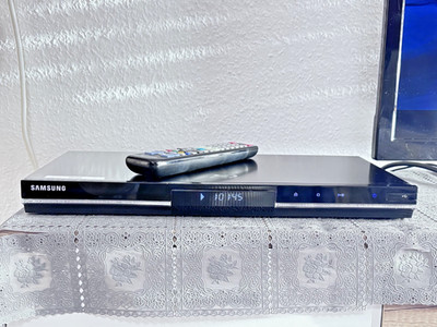 Blu-Ray SAMSUNG BD C5300 Bluray DVD Player HDMI USB LAN Touch Tasten
