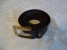 cintura vintage Tommy Hilfiger in pelle nera, misura da 33" a 43"