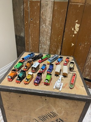 Ertl Thomas The Tank Engine & Friends Mixed Trains Boot Sammlung Restposten
