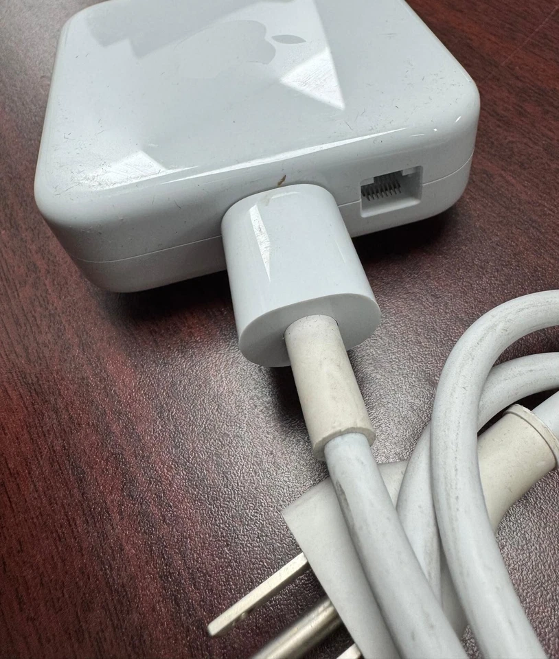 Pre Owned - Genuine Apple 24" iMac 143W Power Adapter (Red) A2290- With Ethernet - Image 2 of 3