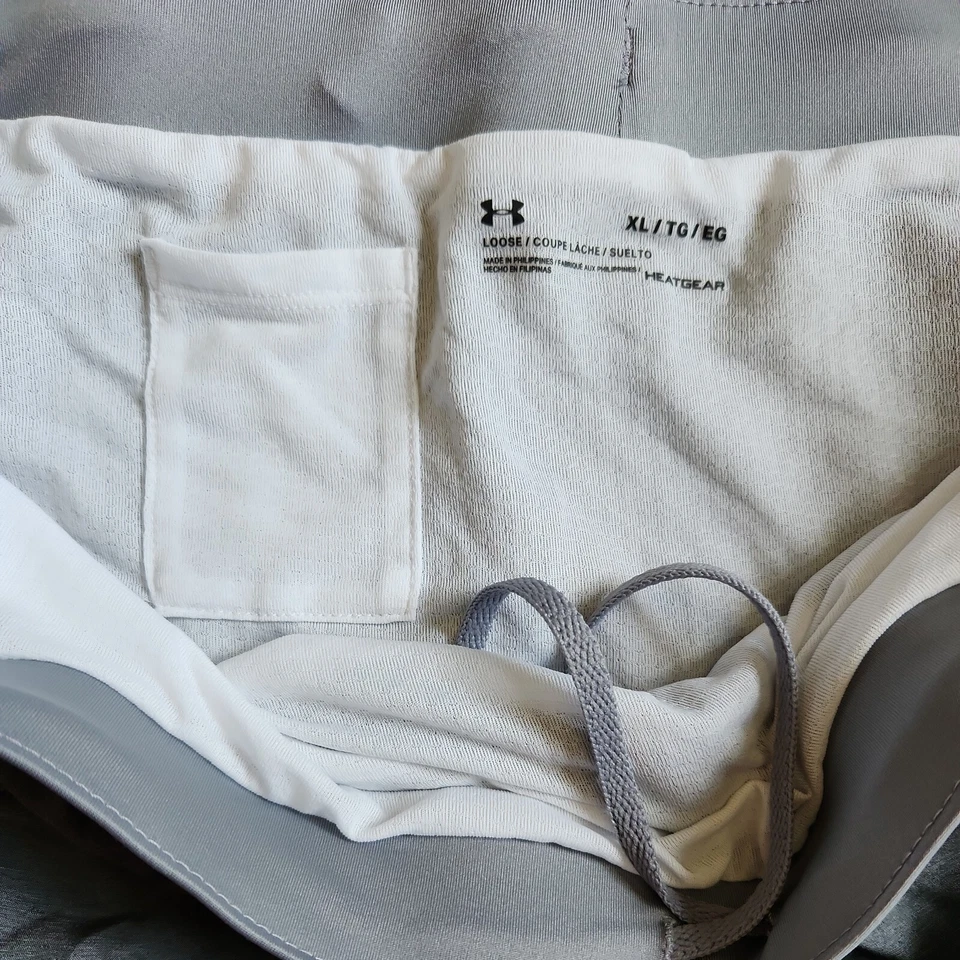 Under Armour Loose Fit Heat Gear Shorts Womens Size XL Heather Gray Lined - Image 4 of 4