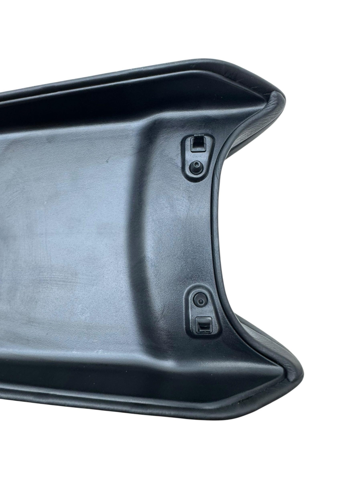 2019-2023 ASTON MARTIN VANTAGE FRONT CENTER CONSOLE LID | BLACK (PUB) *INDENTS*