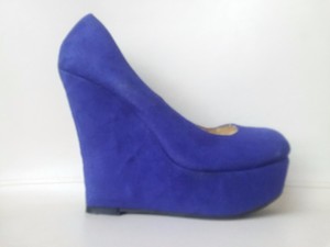 blue velvet wedges