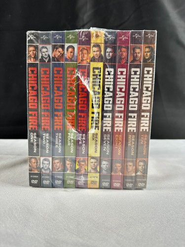 Universal Chicago Fire Season Ten Widescreen DVD Box Set Produced By Dick Wolf - Picture 2 of 12