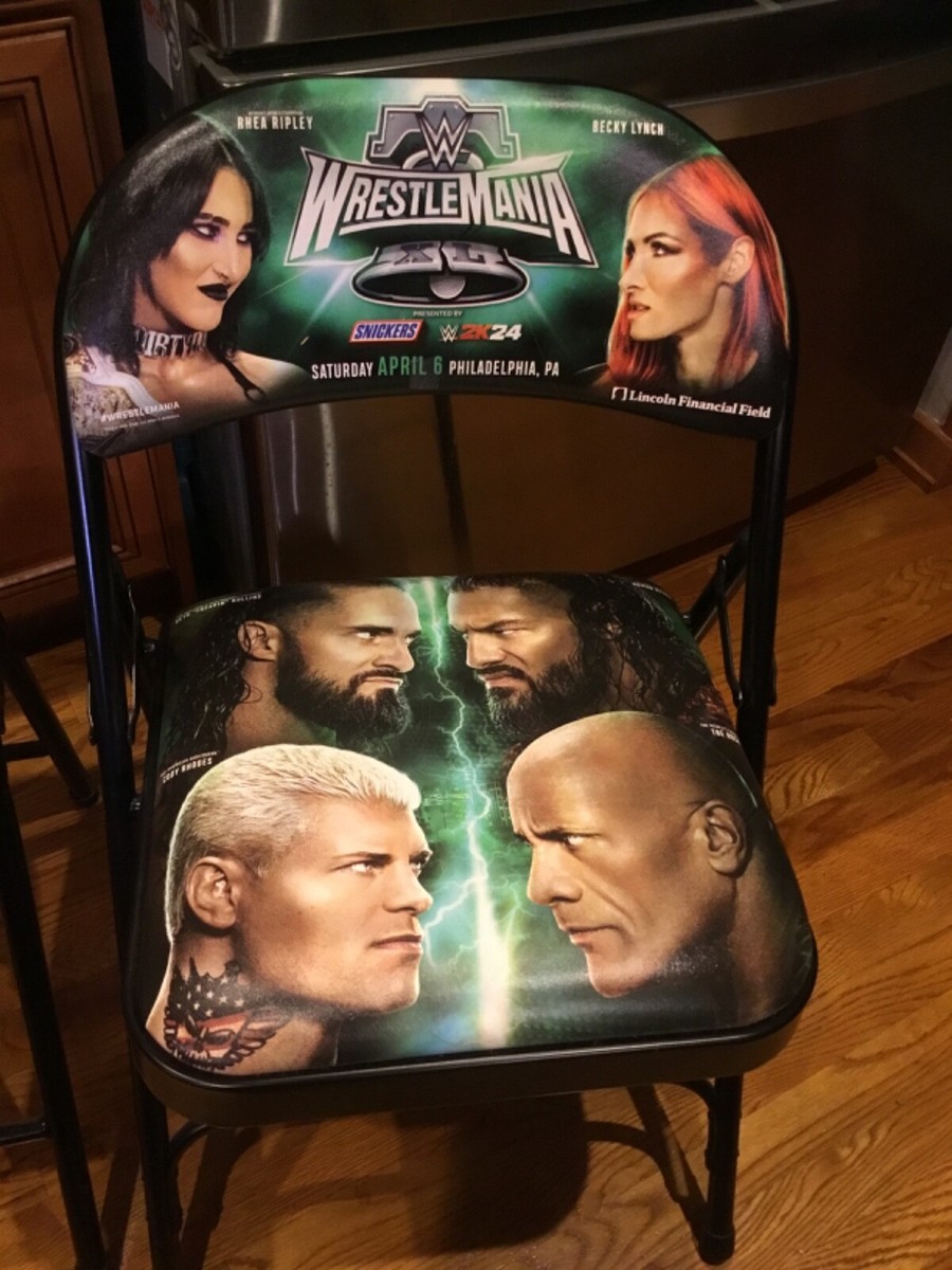 WWE Wrestlemania 35 & 40 Ringside Chairs Cody Rhodes Roman Reigns