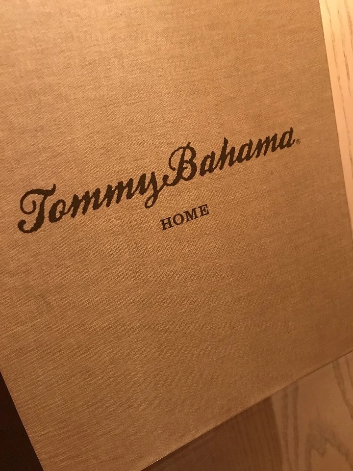 Tommy Bahama Home Lexington Home Brands Binder 收藏家 — 第 2/4 张图片