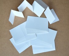 50 Kärtchen weiß Papier ca. 230g/m² blanko mittig gefaltet zum Basteln u.v.a.