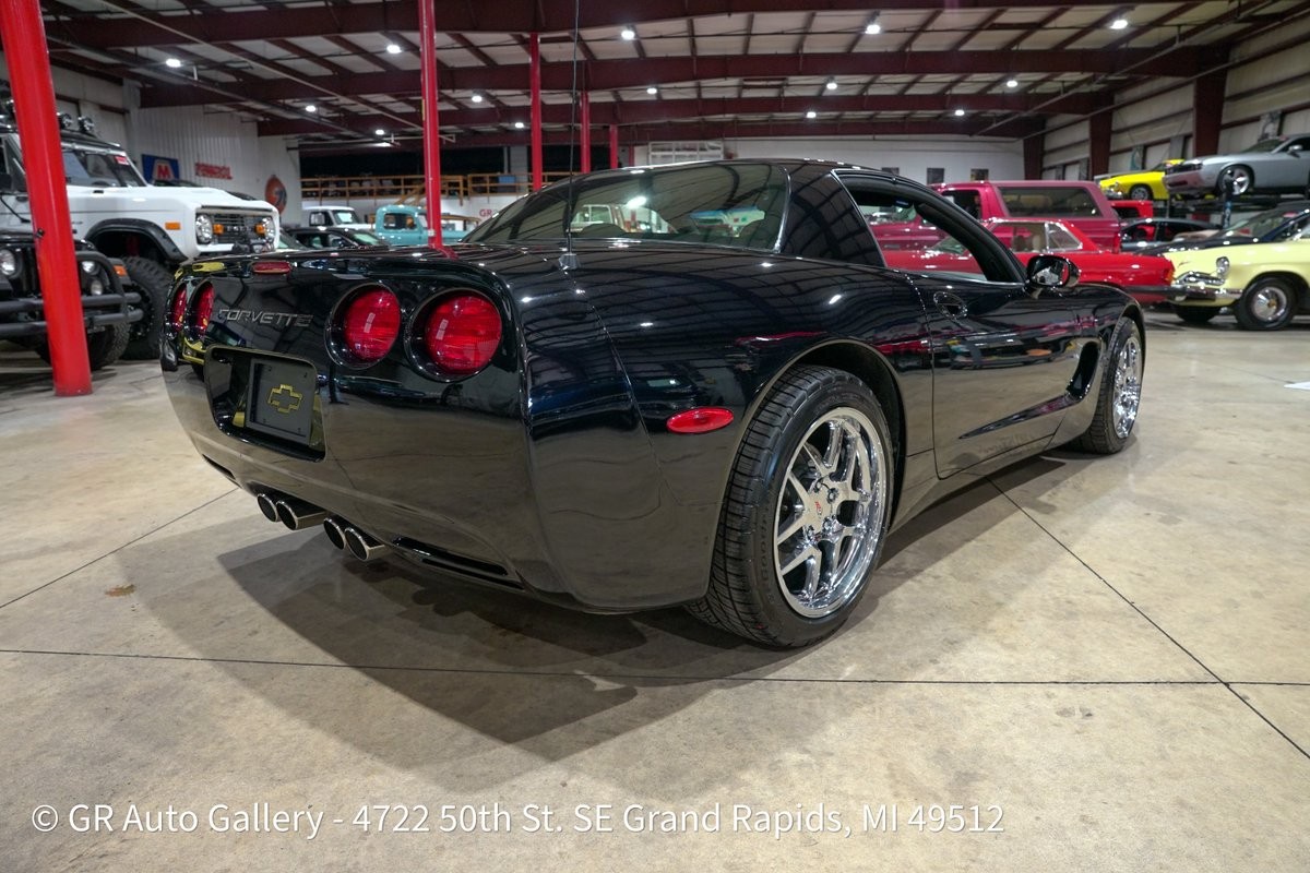 1999 Black Chevrolet Corvette   | C5 Corvette Photo 8