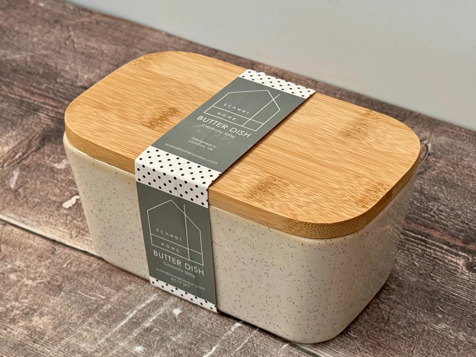 Scandi Home Cream Butter Dish with Wooden Lid
Opens in a new window or tab