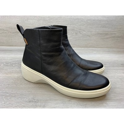 Ecco Women's Black Leather Zip Ankle Boots Wedge Sole 8.5 Comfort Casual Shoes
