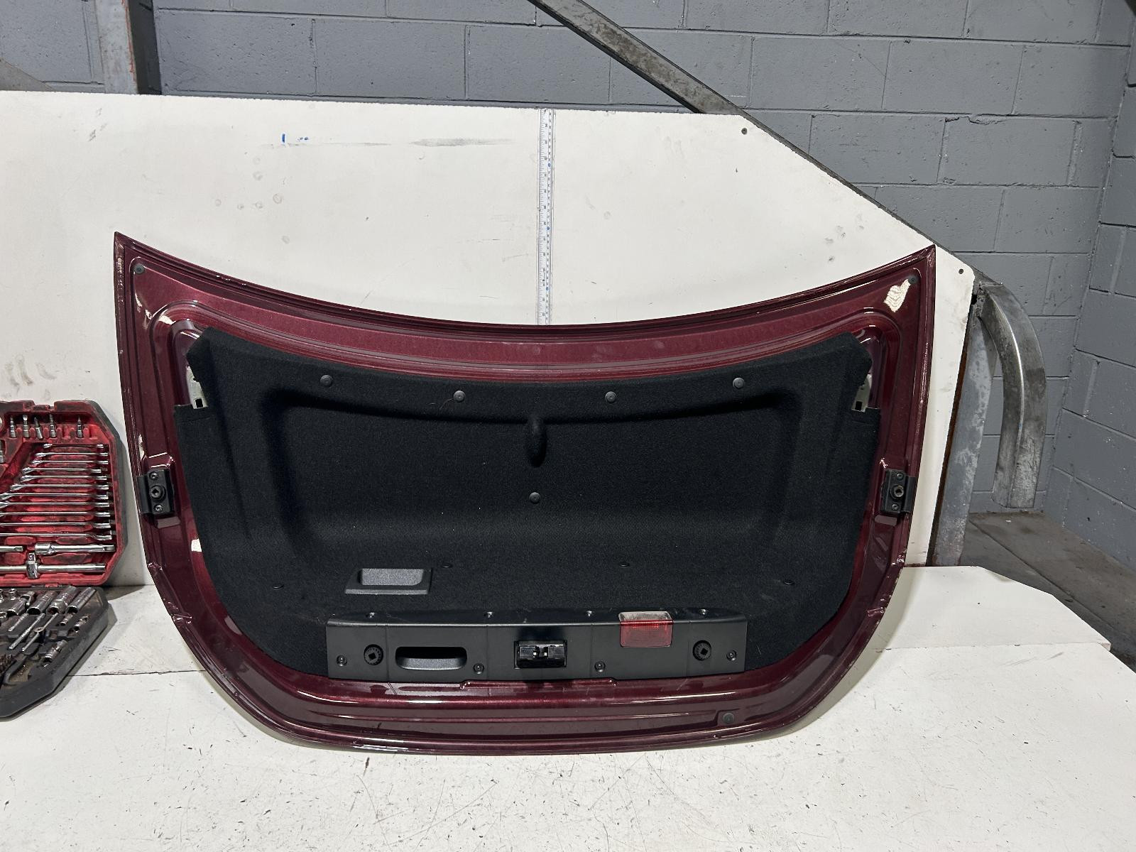 Mercedes CLS Class Bootlid C219 / CLS 350 04/2005-05/2011 - thumbnail 5