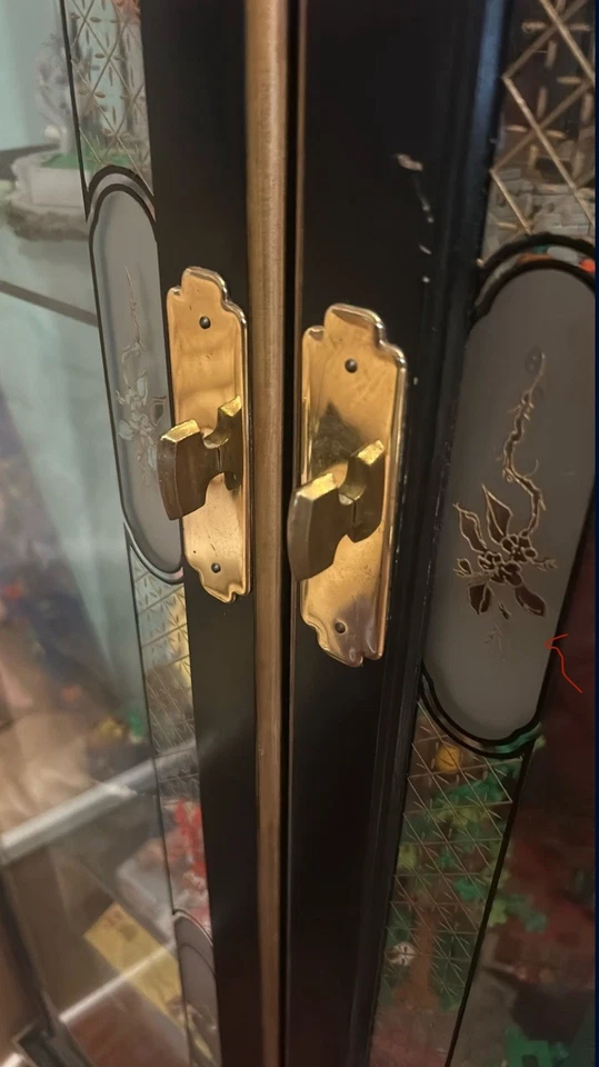 ARMARIO CHINO AMERICAN OF MARTINSVILLE Foto 2 de 4