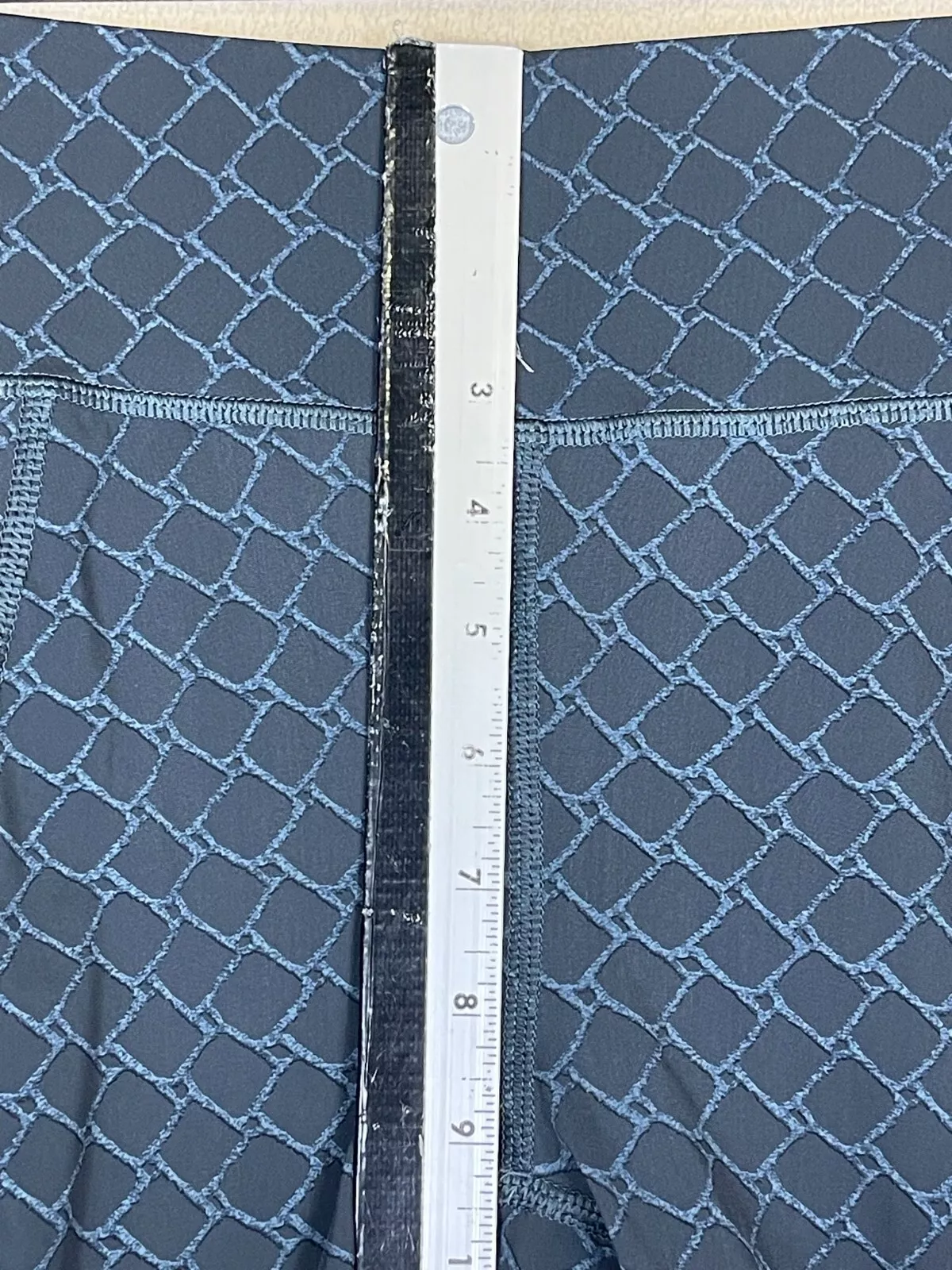 sweaty-betty zero gravity 7/8 length athletic yoga leggings