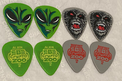EBE -Alien guitar picks. Crypto Zoo -Alien & Bigfoot-NOS Unused-Lot of 4 picks