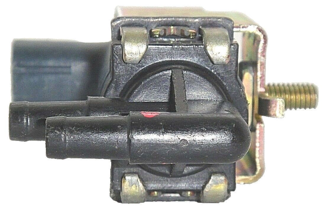 NEW GENUINE/ OEM 136200-1490 MR299924 for 1997-1999 MITSUBISHI 