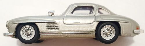 Modellino Mercedes 300SL SCALA 1/43 SOLIDO grigio metallizzato ottime condizioni - Foto 4 di 9